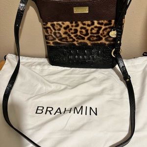 Brahmin Crossbody. SOLD